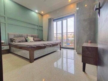 Room in 2 BHK Apartment at Bhatagaon – for Sale