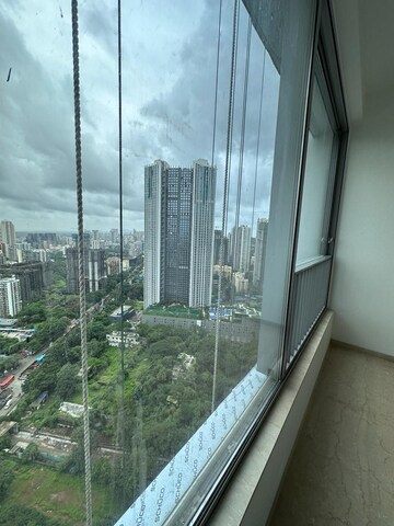Balcony in 3 BHK Apartment at Oberoi Enigma, Mulund West – for Sale