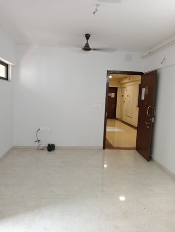 Room in 1 BHK Apartment at Lodha Downtown, Dombivli East – for Sale