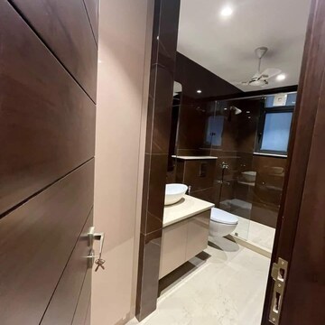 Bathroom in 3 BHK Builder Floor at Sector 71 – for Sale