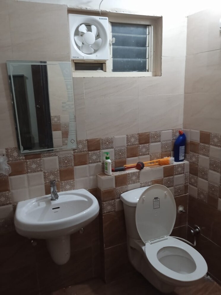 Bathroom, fortune-kasturi 2 Bedroom 850 Sq.Ft. Apartment In Shri Ram Colony Bhopal 7481112