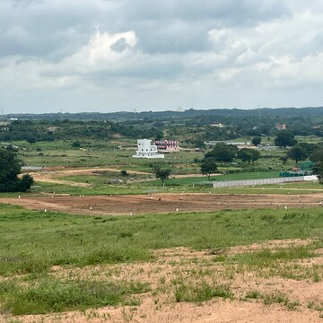  Plot For Sale in Kadthal