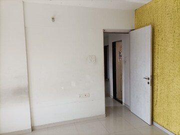 Room in 1 BHK Apartment at Puranik City, Kasarvadavali – for Sale