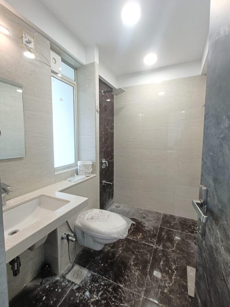 Bathroom, the-wadhwa-the-nest 3 Bedroom 2385 Sq.Ft. Apartment In Andheri West Mumbai 7481329