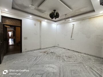 Room in 3 BHK Builder Floor at Khirki Extension – for Sale