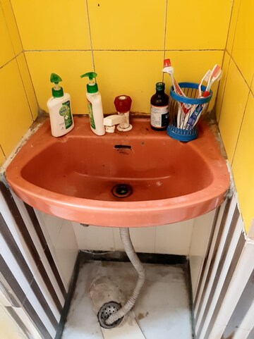 Attached Bathroom in 2 BHK Apartment at Avanti Vihar – for Rent