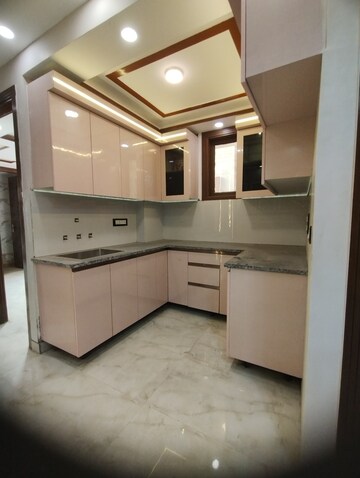 Kitchen in 1 BHK Builder Floor at Mohan Garden – for Sale