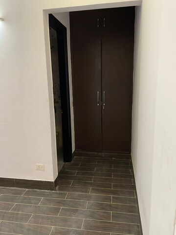 Building Lobby in 3 BHK Apartment at Central Park II-Bellevue, Sector 48 – for Sale