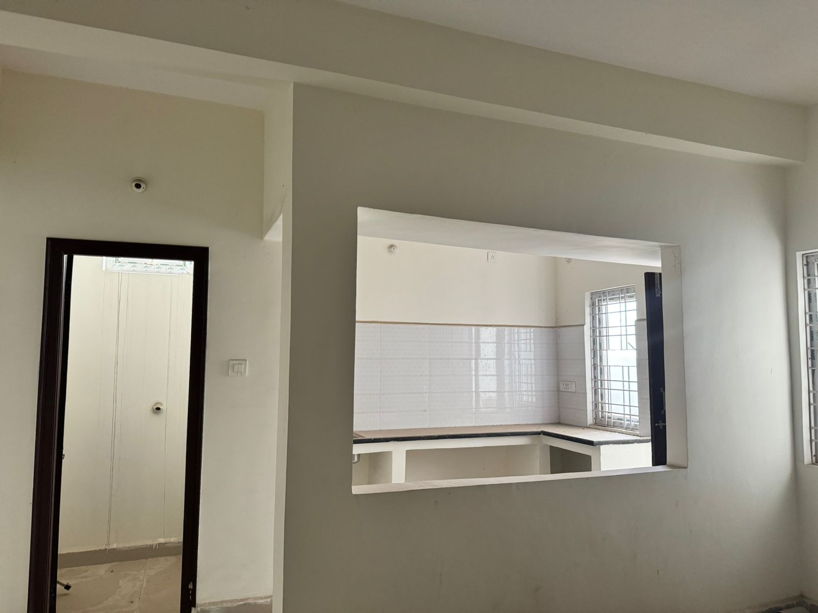Rental 2 Bedroom 700 Sq.Ft. Builder Floor in Ring Road Cuttack 7480585