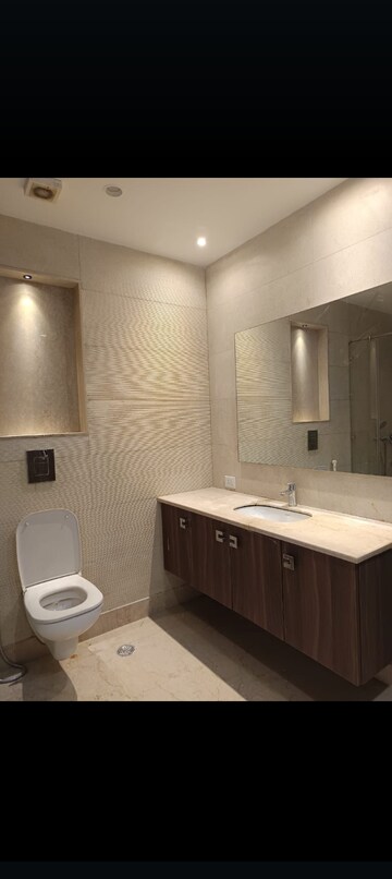 3.5 BHK Builder Floor For Sale in Saket