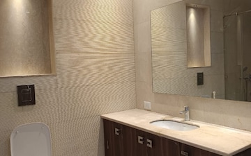 3.5 BHK Builder Floor For Sale in Saket