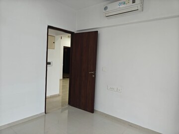 Room in 2 BHK Apartment at Omkar Ananta, Goregaon East – for Sale