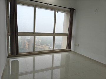 Room in 2 BHK Apartment at Omkar Ananta, Goregaon East – for Sale