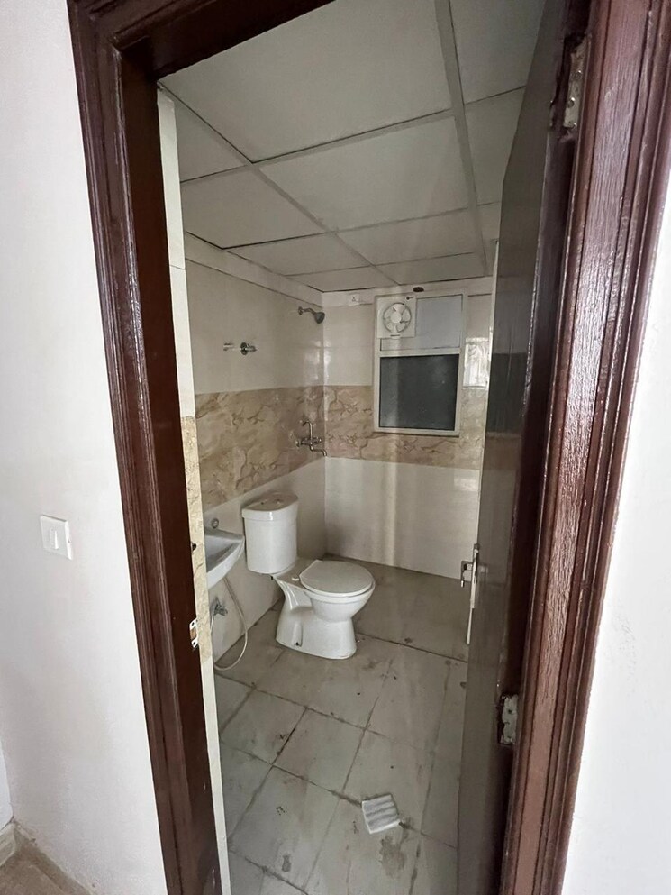 Bathroom, sam-palm-olympia 2 Bedroom 883 Sq.Ft. Apartment In Sector 16c Greater Noida Greater Noida 7482855