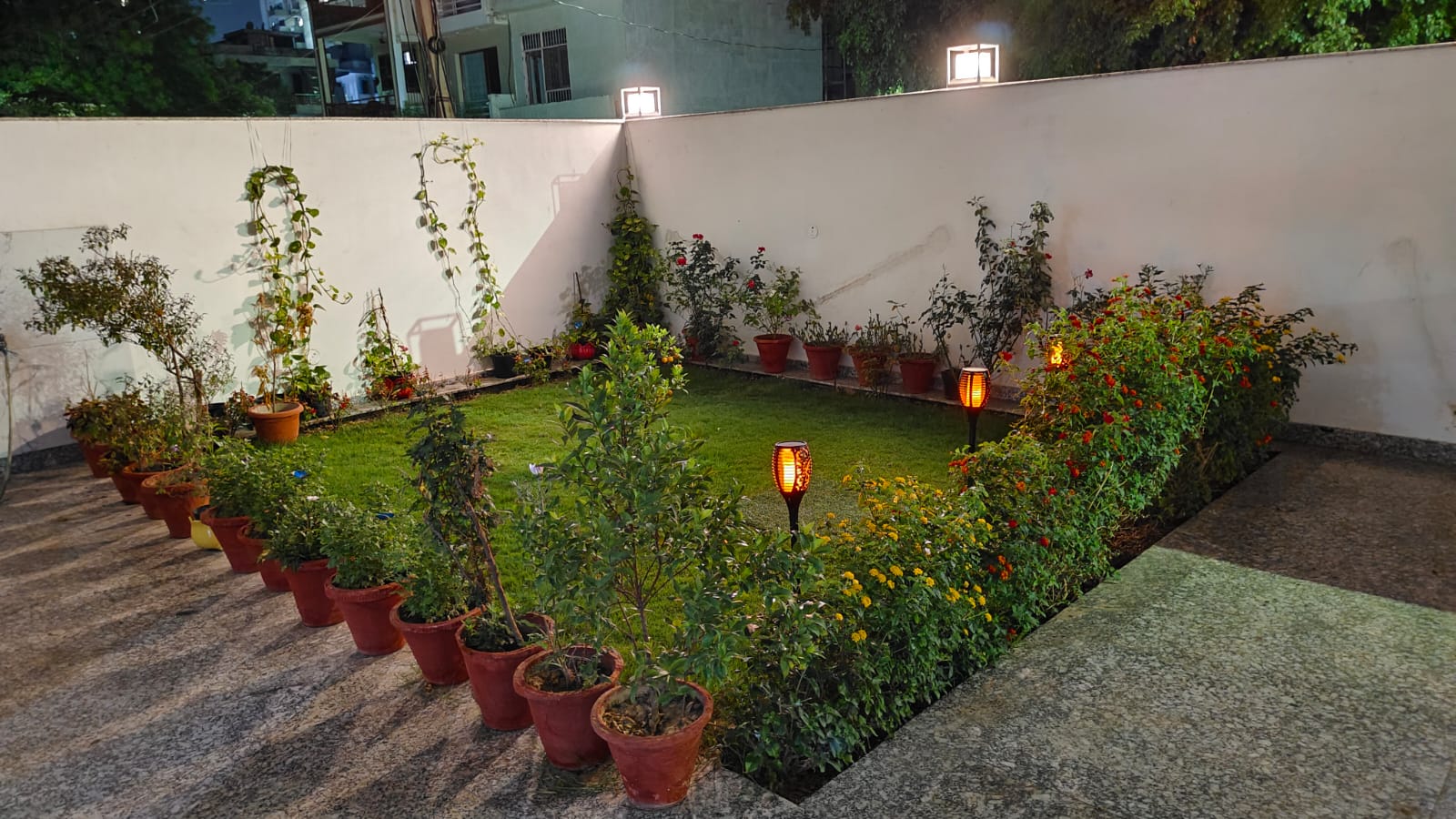 Rental 600 Sq.Yd. Plot in Palam Vihar Residents Association, Palam