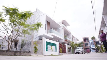 2 BHK Villa – Exterior View View at Aminabad - for Sale