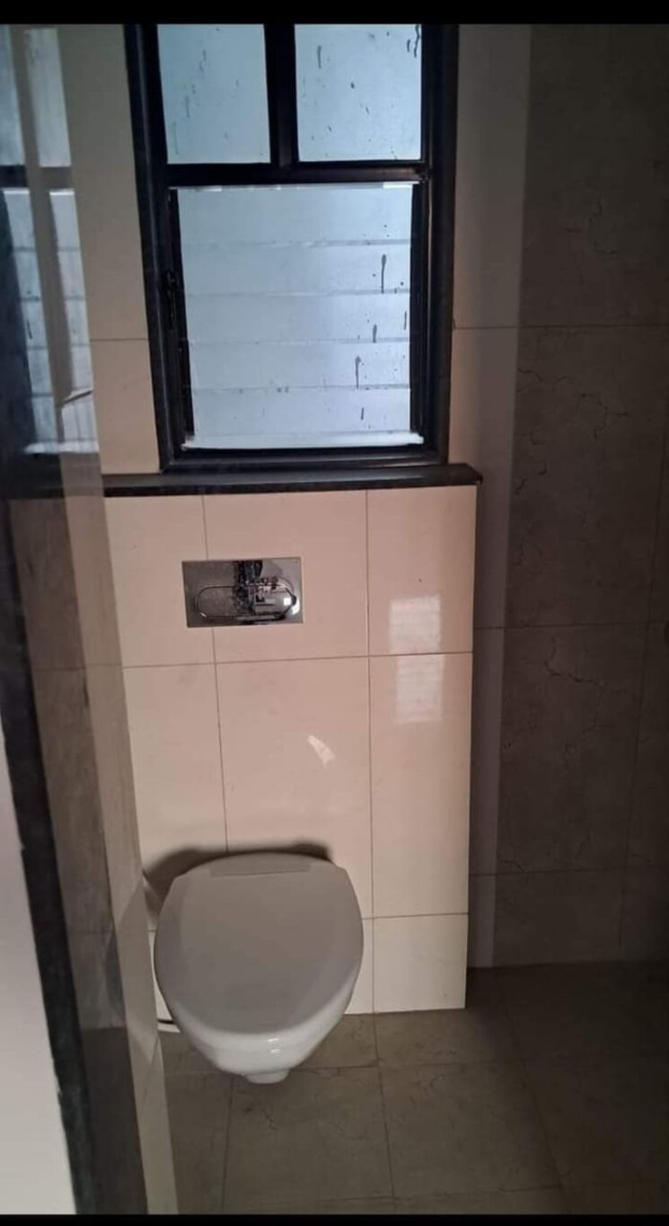 Bathroom, ravinanda-trinity 1 Bedroom 700 Sq.Ft. Apartment In Wagholi Pune 7483543