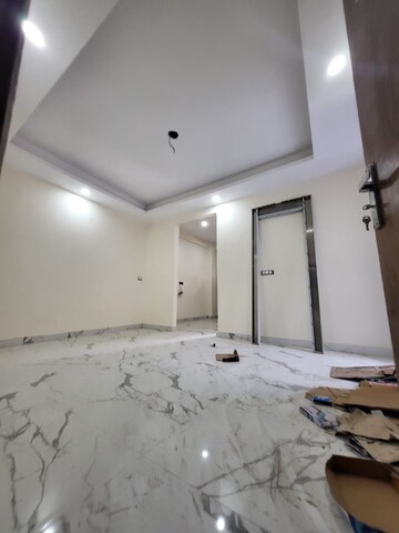 Room in 2 BHK Builder Floor at Chattarpur – for Sale