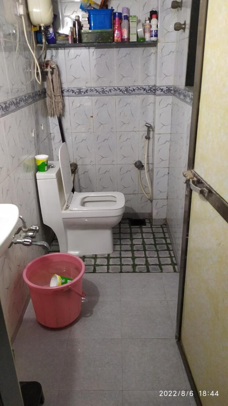 Bathroom, lok-raunak-b-chs 2 Bedroom 835 Sq.Ft. Apartment In Marol Mumbai 7483685