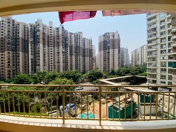 2 BHK Apartment For Sale in Supertech Ecociti, Sector 137