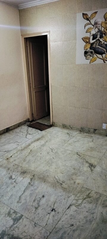Room in 1 BHK Builder Floor at Khirki Extension – for Sale