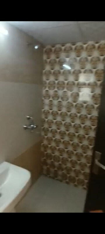 Bathroom in 2.5 BHK Apartment at VIctoryone Amara, Sector 16 Greater Noida – for Sale