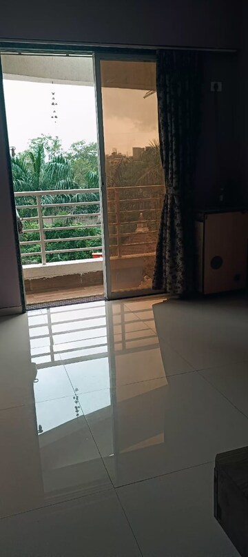 Room in 3 BHK Apartment at Murbad Road – for Sale