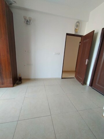 Room in 3 BHK Apartment at Sushma Crescent, Dhakoli Village – for Sale