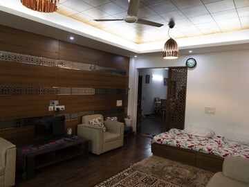 Living Room in 3.5 BHK Builder Floor at Palam Vihar Residents Association, Palam Vihar – for Sale