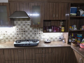 Kitchen in 3.5 BHK Builder Floor at Palam Vihar Residents Association, Palam Vihar – for Sale