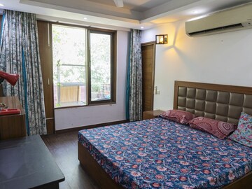 Bedroom in 3.5 BHK Builder Floor at Palam Vihar Residents Association, Palam Vihar – for Sale