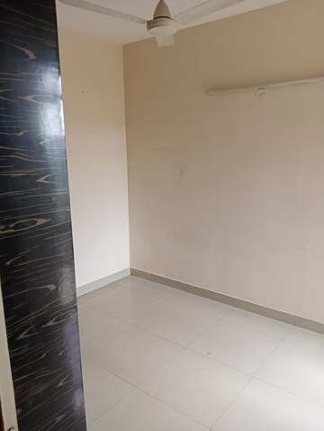Room in 2 BHK Apartment at Conscient Habitat 78, Sector 78 – for Sale