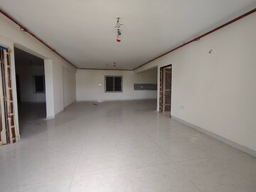 Room in 4 BHK Apartment at Vasavi GP Trends, Nanakramguda – for Sale