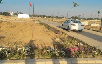 Plot For Sale in Sector 10