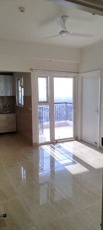 Room in 2 BHK Apartment at Panchsheel Wellington, Sain Vihar – for Sale