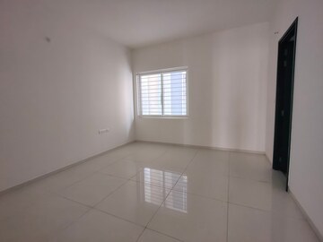 Room in 3 BHK Apartment at Rajapushpa Eterna, Nanakramguda – for Sale
