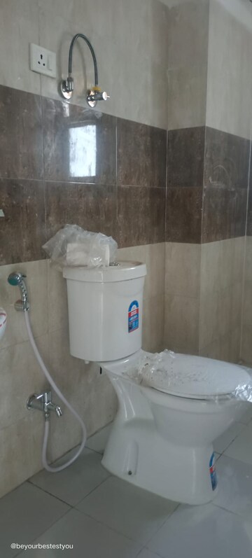 Bathroom in 3 BHK Apartment at Panchsheel Greens II, Sector 16 Greater Noida – for Sale