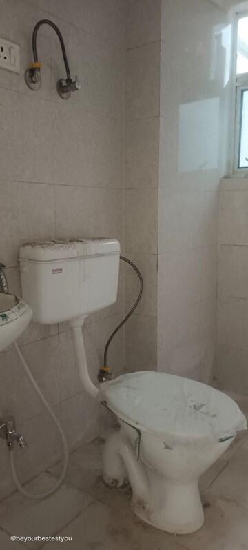 Bathroom in 3 BHK Apartment at Panchsheel Greens II, Sector 16 Greater Noida – for Sale