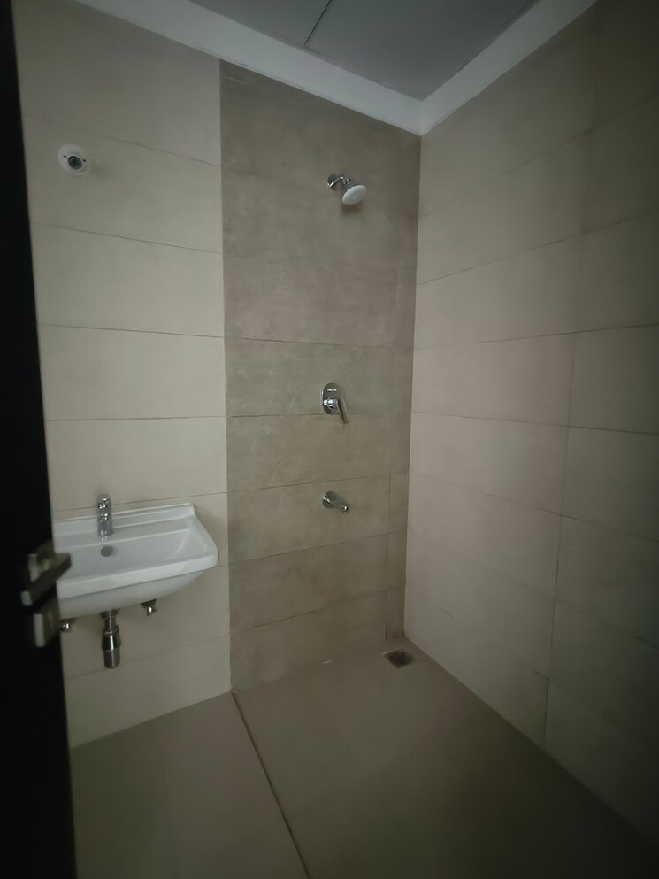 Bathroom, rajapushpa-eterna 3 Bedroom 2300 Sq.Ft. Apartment In Nanakramguda Hyderabad 7486871