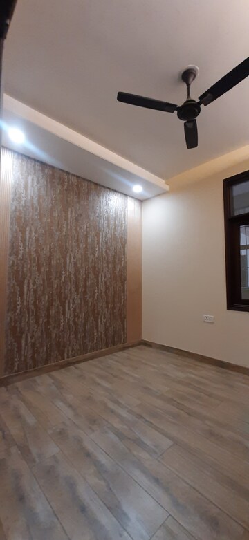 Room in 1 BHK Builder Floor at Ankur Vihar – for Sale