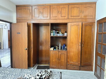Bedroom in 4 BHK Apartment at Unitech Heritage City, Sector 25 – for Sale