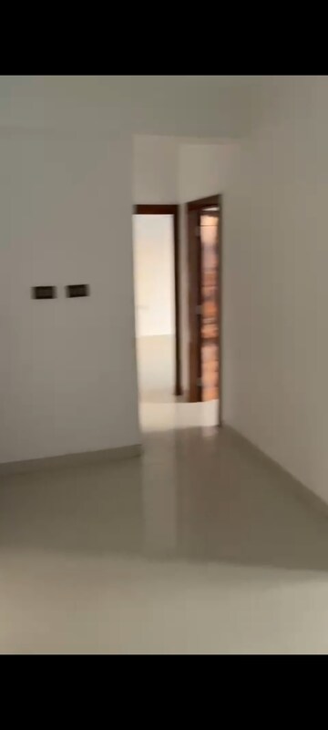 Room in 2.5 BHK Apartment at Pacific Golf Estate, Kulhan – for Sale