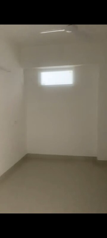 Room in 2.5 BHK Apartment at Pacific Golf Estate, Kulhan – for Sale