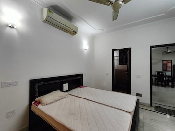 Bedroom in 3 BHK Apartment at Unitech Heritage City, Sector 25 – for Sale