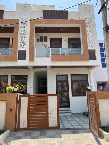 4 BHK Villa For Sale in Gandhi Path