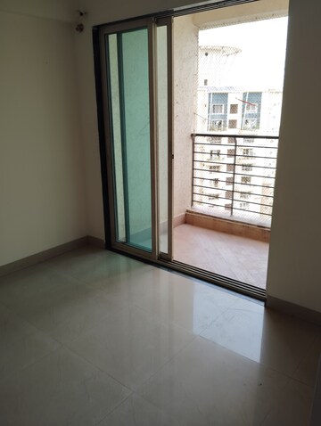 Room in 2.5 BHK Apartment at Nahar Camellia Apartment, Chandivali – for Sale