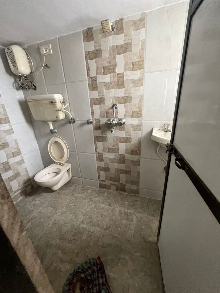 Bathroom, sai-mauli-heights-vasai 2 Bedroom 975 Sq.Ft. Apartment In Vasai East Palghar 7487933