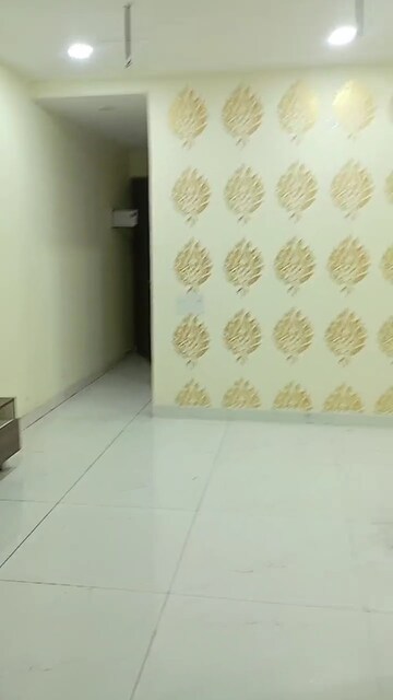 Room in 2 BHK Builder Floor at Shalimar Garden Extension 1 – for Sale