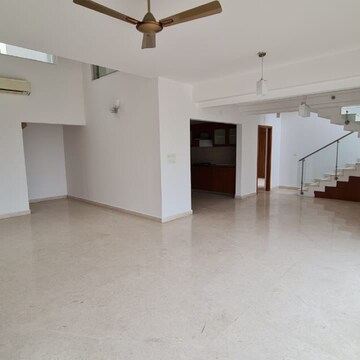 Room in 3.5 BHK Penthouse at RMZ Galleria, Yelahanaka Af Road – for Sale