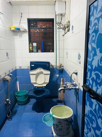 Master Bedroom in 2 BHK Apartment at Gala Pride Park, Manpada – for Sale